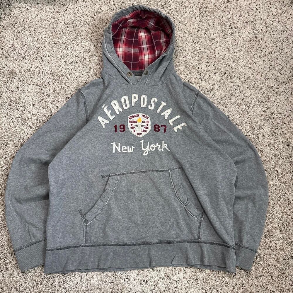 Aeropostale Men's Grey Hoodie